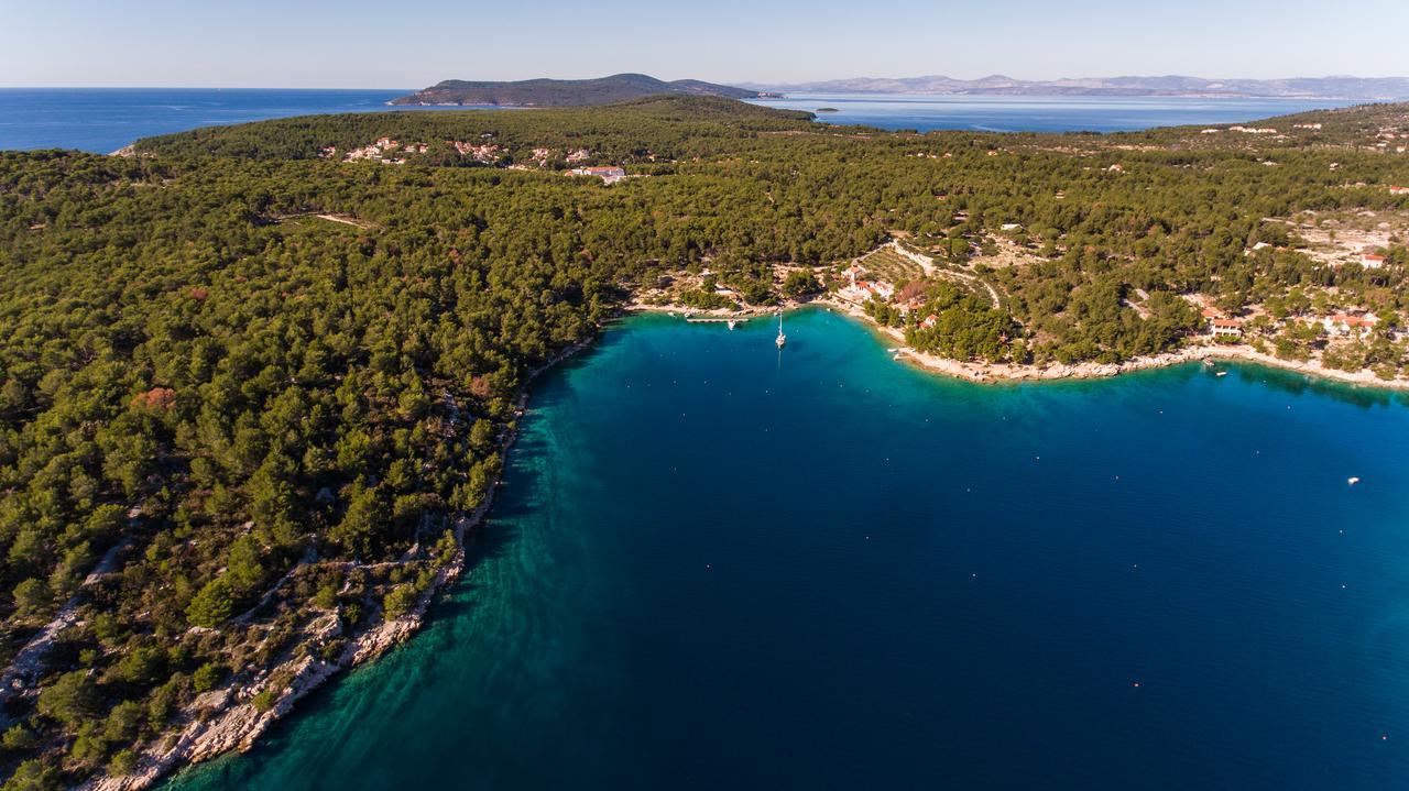 Luxury Villa Kate - In Lucice Bay With Turquoise Sea, Amazing Seaviews, And Heated Pool Milna  Eksteriør bilde